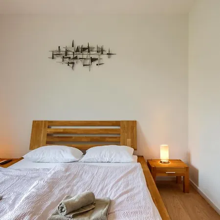 וילה Beautiful Casa Theresa With Grill In Porec Kadumi